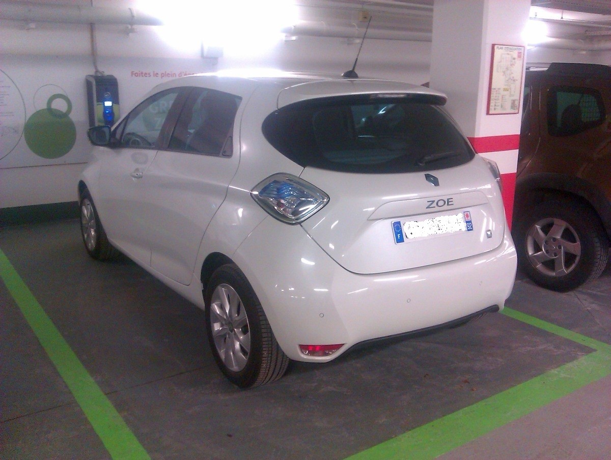 Ampera_ZOE_2.jpg