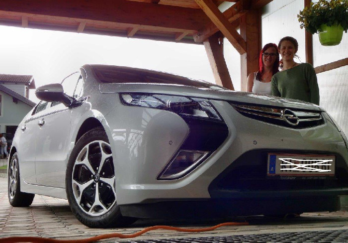 Ampera Cosmo