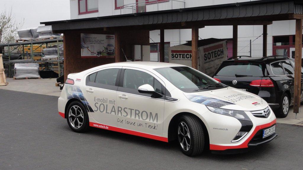 Mein Opel Ampera mit Solarcarport