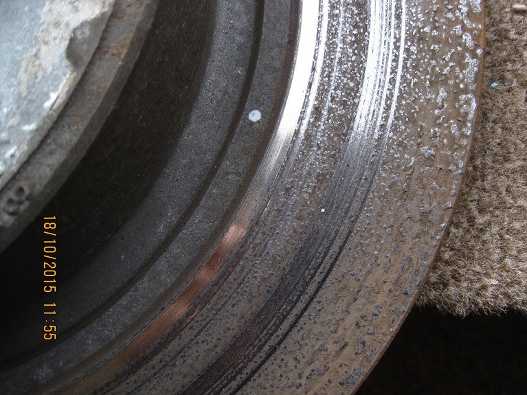 hint.Bremsscheibe außen