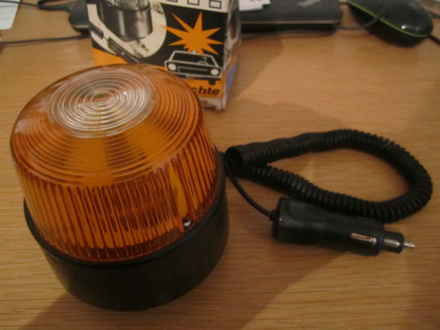 Rundum-Blinklicht gelb.JPG