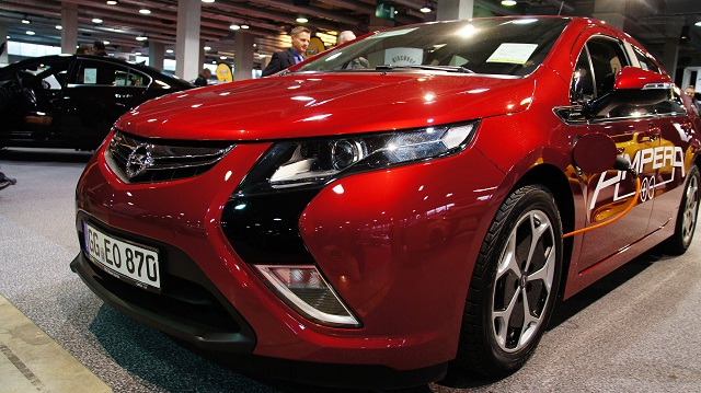 Ampera-in-St.Gallen 20.11.11.jpg