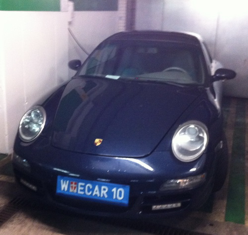 porsche-1.jpg
