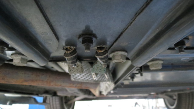 Schaden Ampera_Massekabel2.jpg