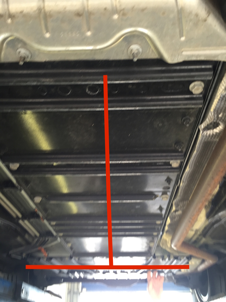 HV_Voltec_unterboden von vorne Kopie.jpg