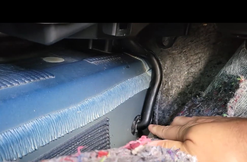 2024-11-27 17_47_49-Chevy Volt Wet Floorboard - Gen1 Chevy Volt Leak - Water Noise in Dash.mp4 - Pot (Custom).jpg